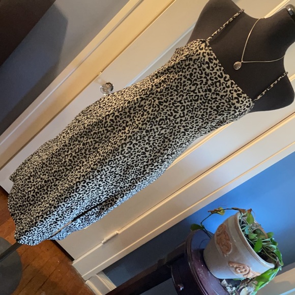 ZARA Leopard printed midi dress - Picture 3 of 4